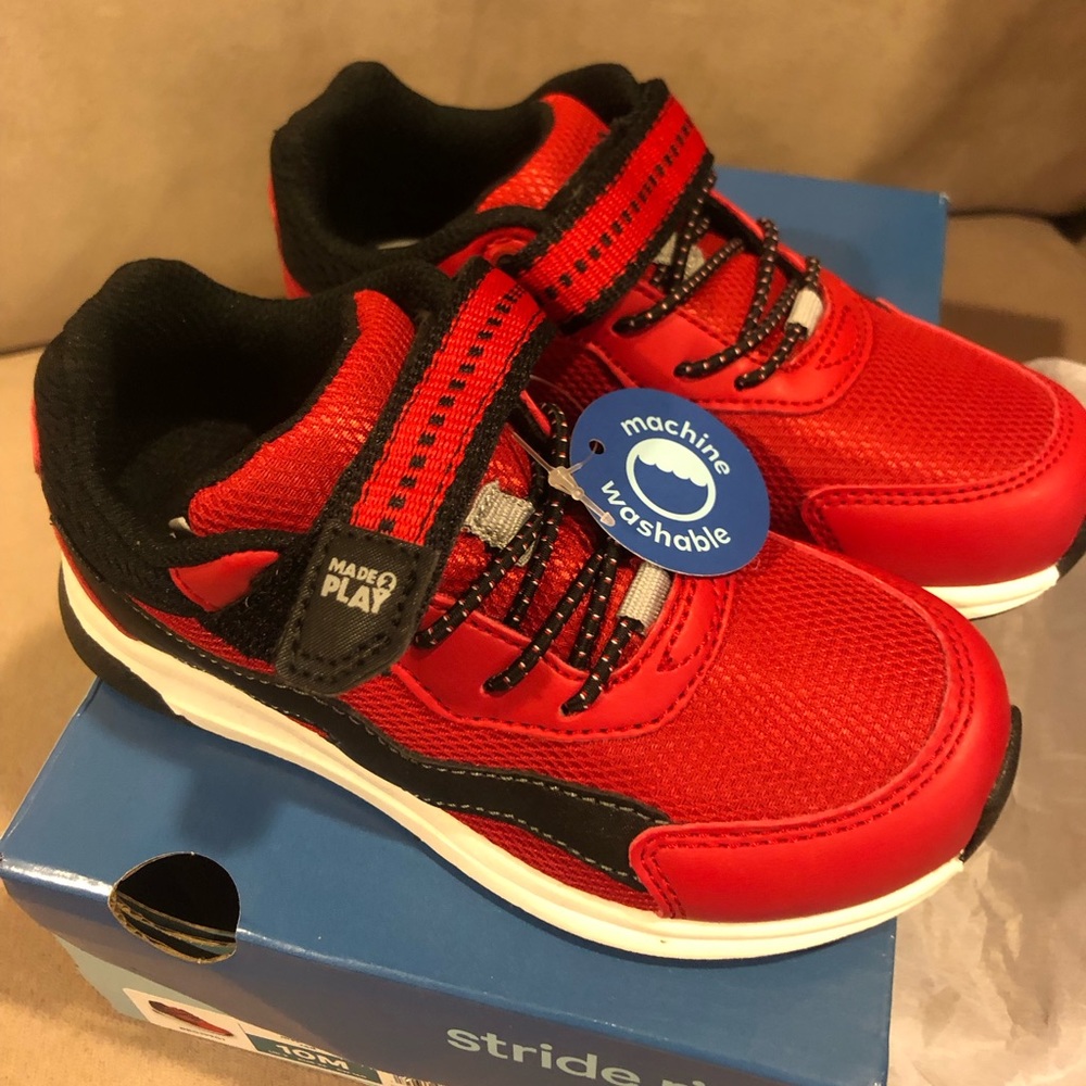 Toddler stride rite sneakers size 10. Washable